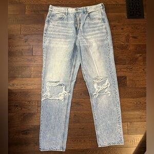 AE Women’s Mom Jeans